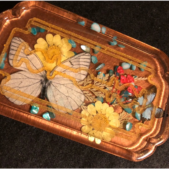 Hand Crafted Razor Blade Display - Picture 3 of 5